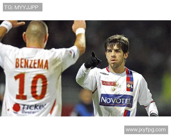 全球十大顶级定位球大师盘点 各大球场上的自由球与任意球传奇