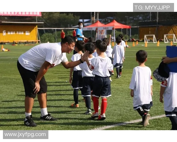 大迪奥驰骋绿茵场展现非凡球技引领球队走向辉煌未来 大迪奥驰骋绿茵场展现非凡球技引领球队走向辉煌未来