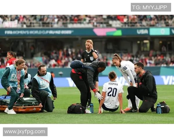 足球猜球星挑战赛：谁能识破这些神秘球员特效背后的真面目